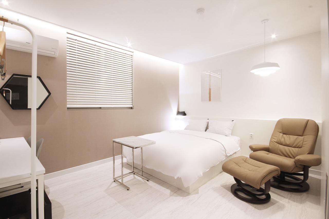 Hotel Yam Yeosu Hakdong Esterno foto