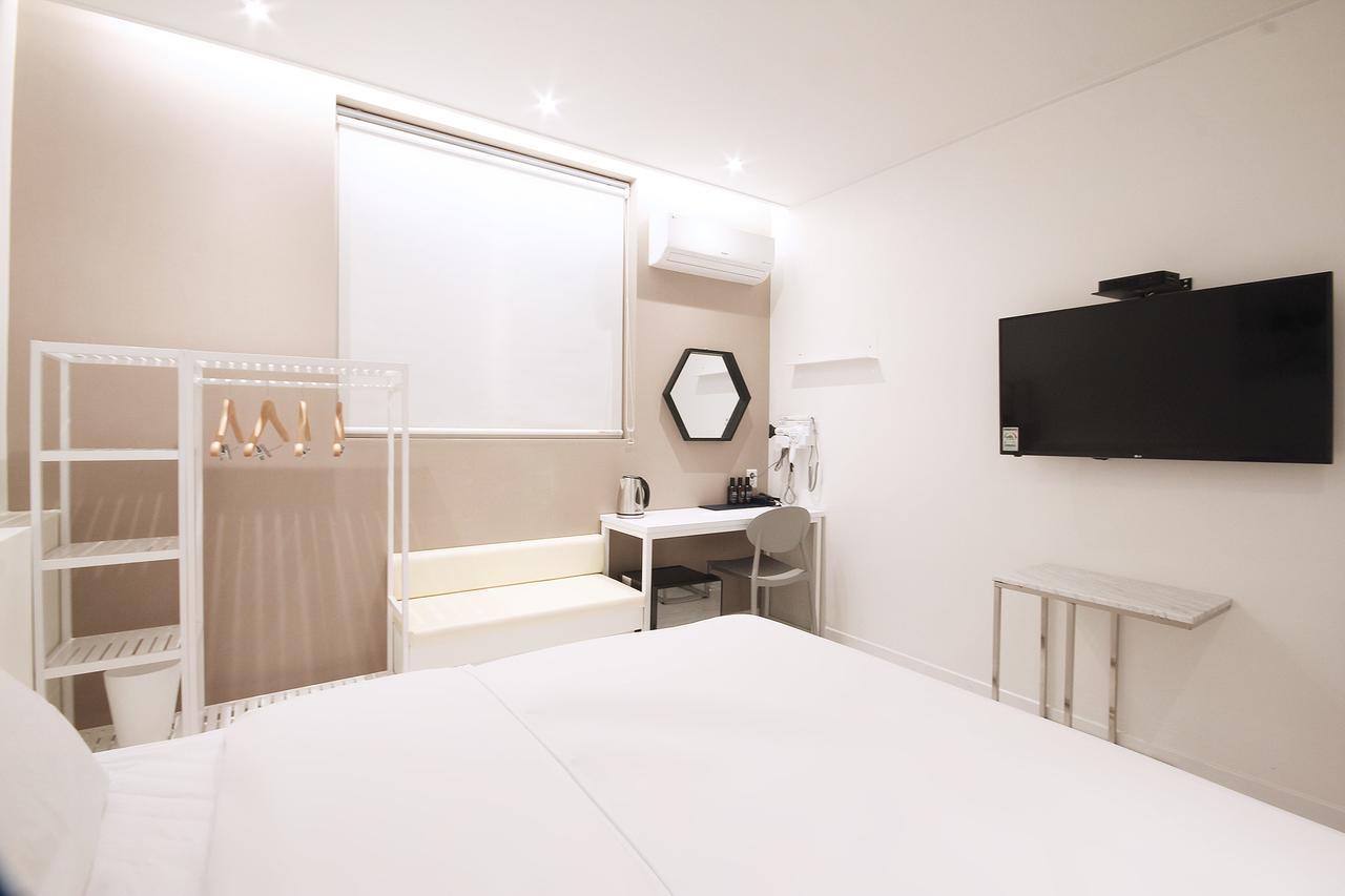 Hotel Yam Yeosu Hakdong Esterno foto